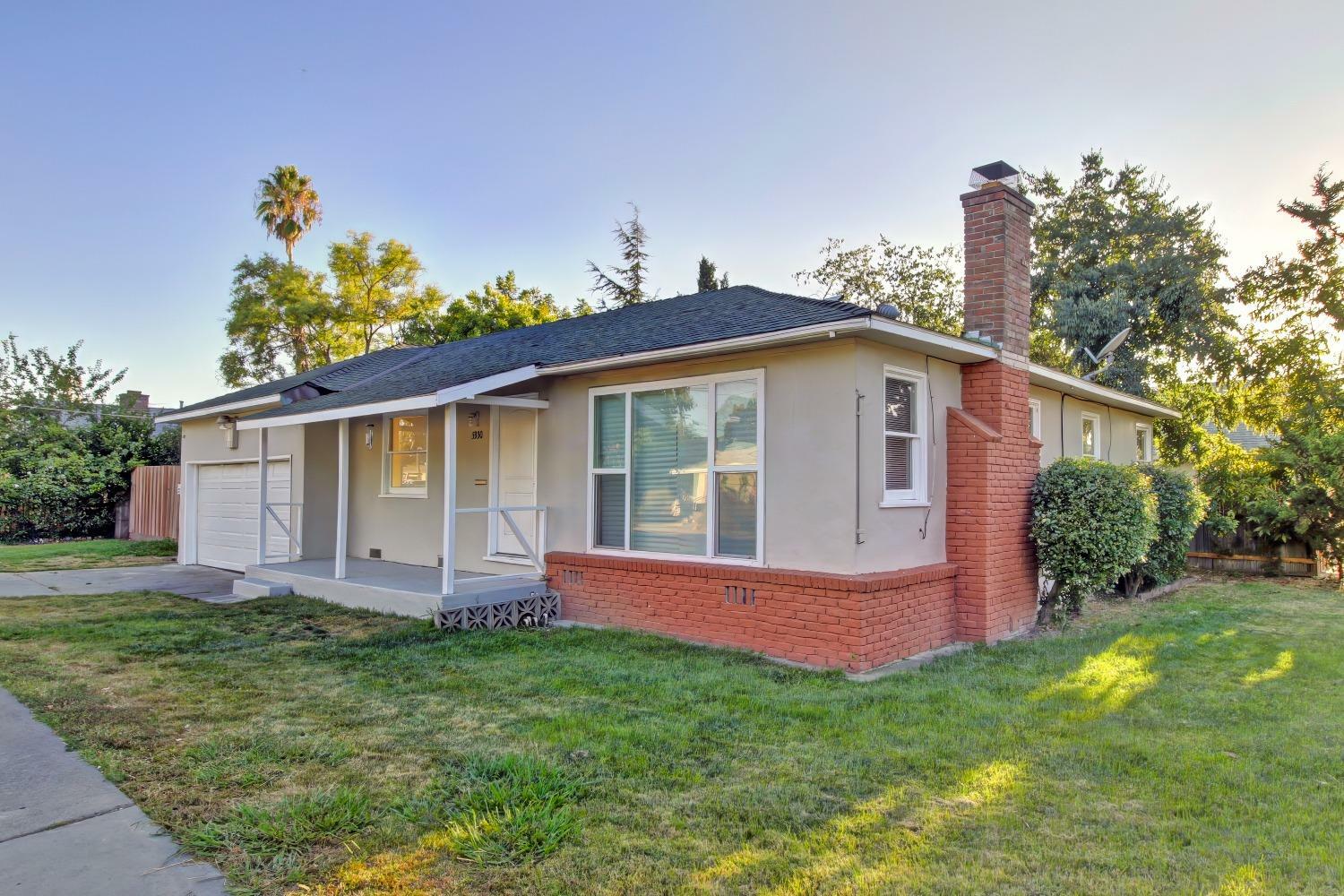 Property Photo:  5330 44th Street  CA 95820 