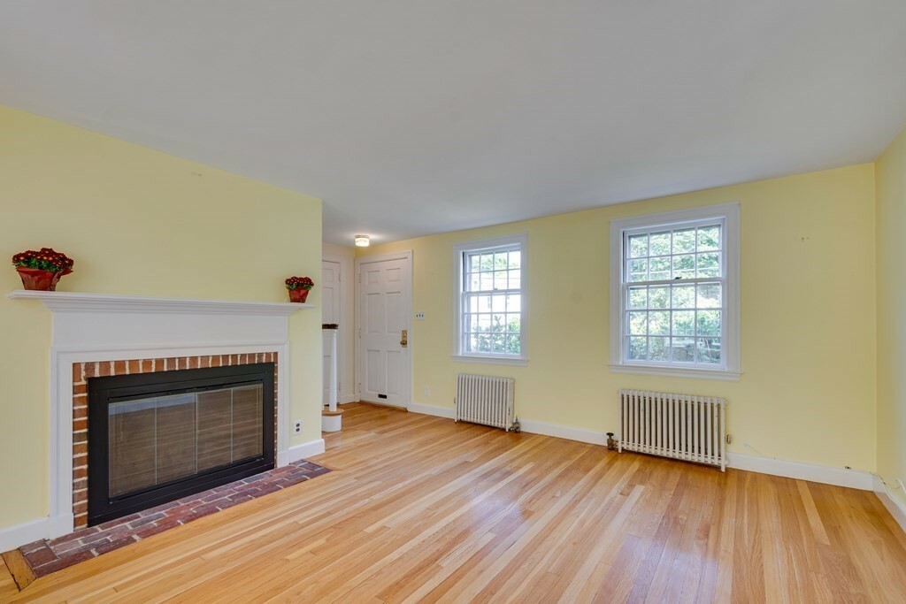 Property Photo:  15 High Street  MA 02494 