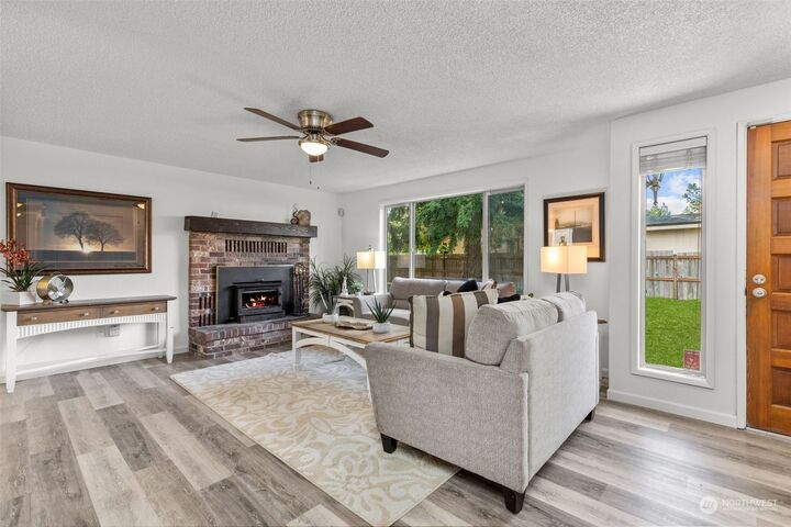 Property Photo:  2290 NW Clinton Avenue  WA 98370 