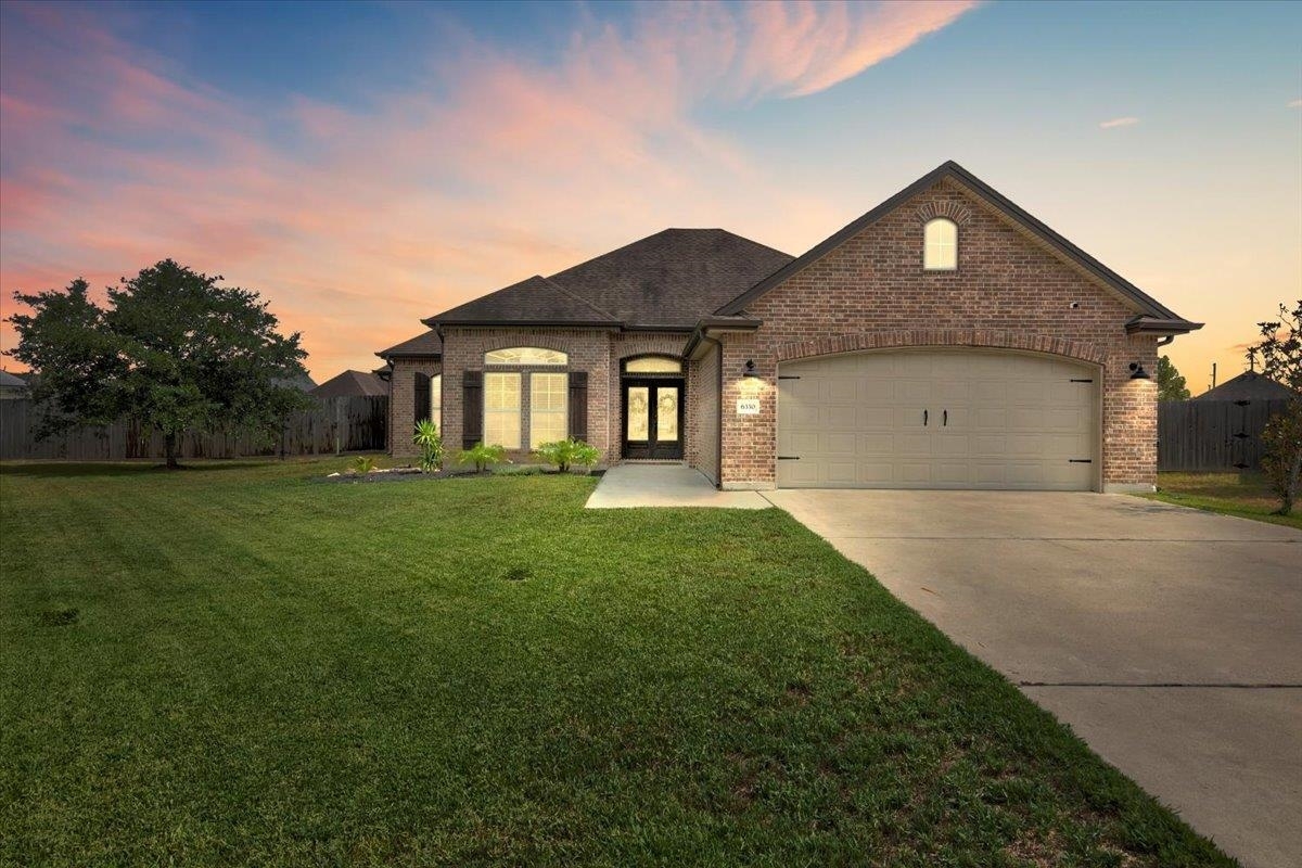 Property Photo:  6330 Sonora Circle  TX 77657 