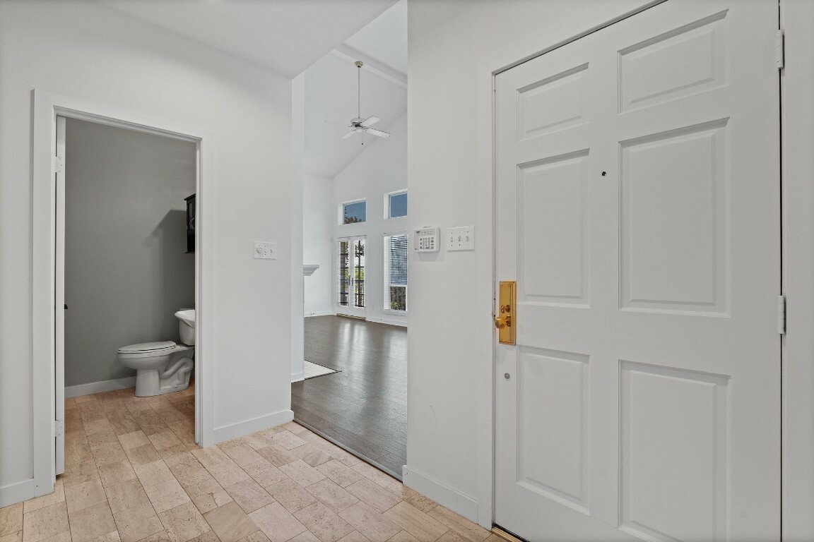 Property Photo: 5002 Smokey Valley B TX 78731