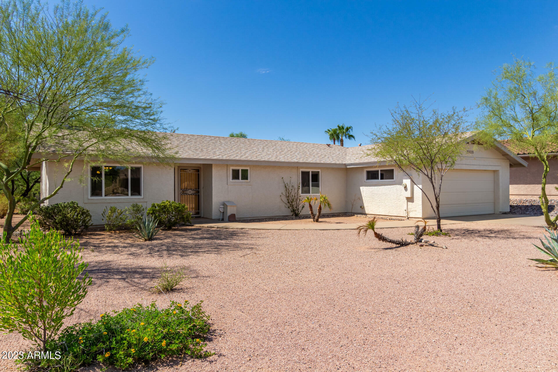 Property Photo: 15039 E Palomino Boulevard AZ 85268