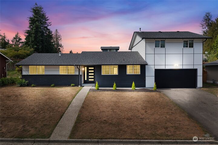 Property Photo:  32317 10th Avenue S  WA 98003 