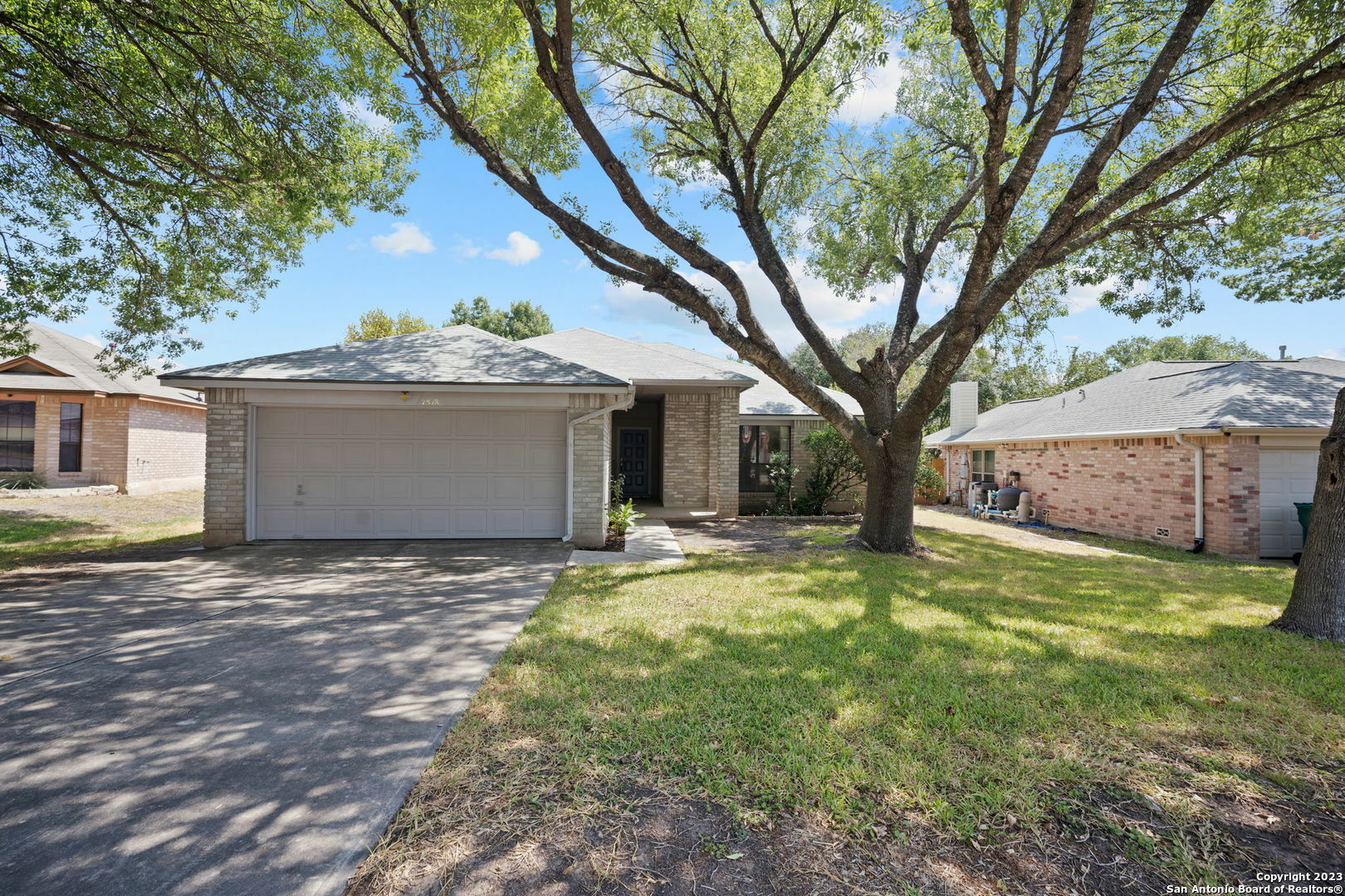 Property Photo:  7518 Forest Edge  TX 78233 