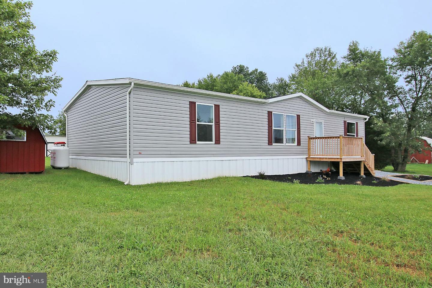 Property Photo:  15 Hoover Drive  PA 17038 
