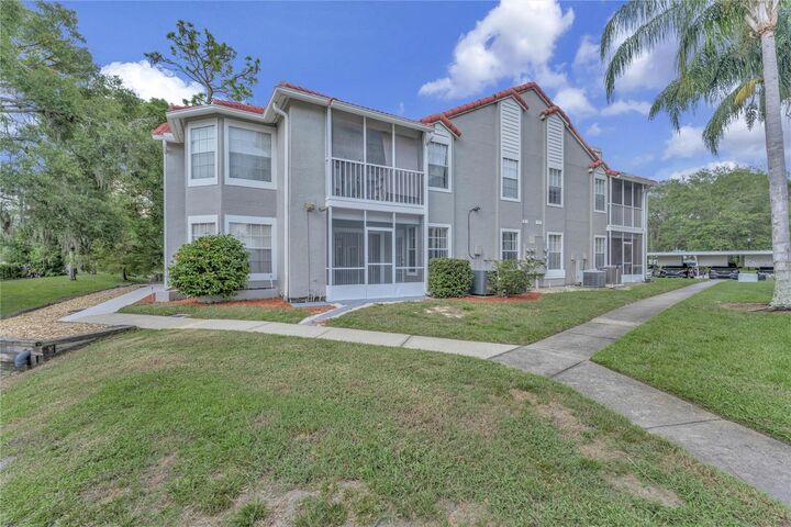 Property Photo: 935 Northern Dancer Way 107 FL 32707