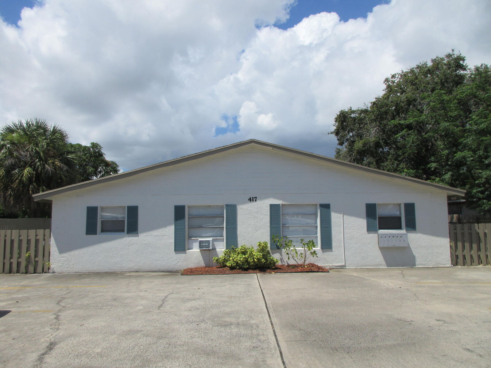 Property Photo:  417 N E Street 39  FL 33460 