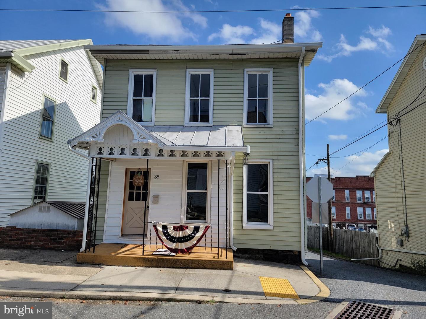 Property Photo: 38 N 5th Street PA 17074