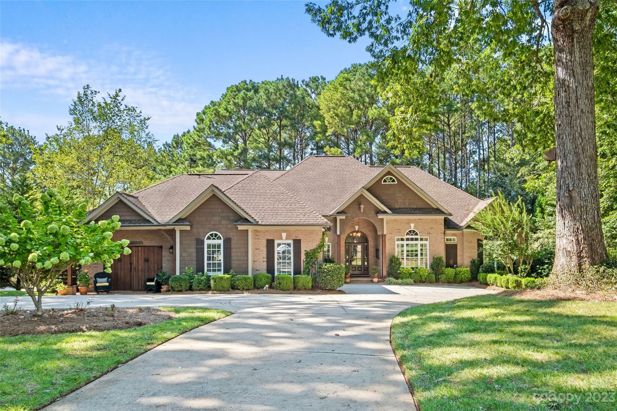 Property Photo: 1200 Goldfinch Lane NC 28104
