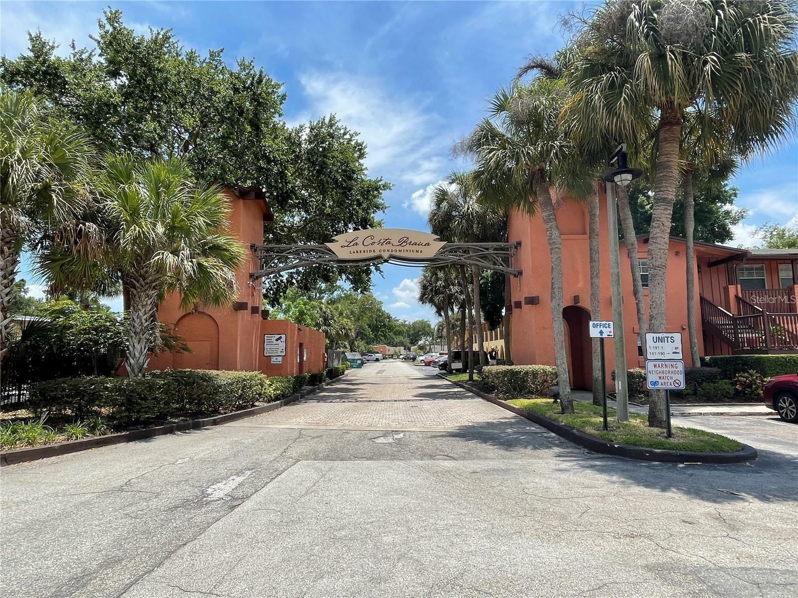 Property Photo: 758 E Michigan Street 203 FL 32806
