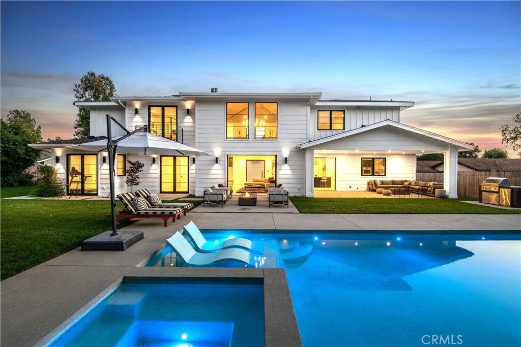 1591 La Granada Drive  Thousand Oaks CA 91362 photo