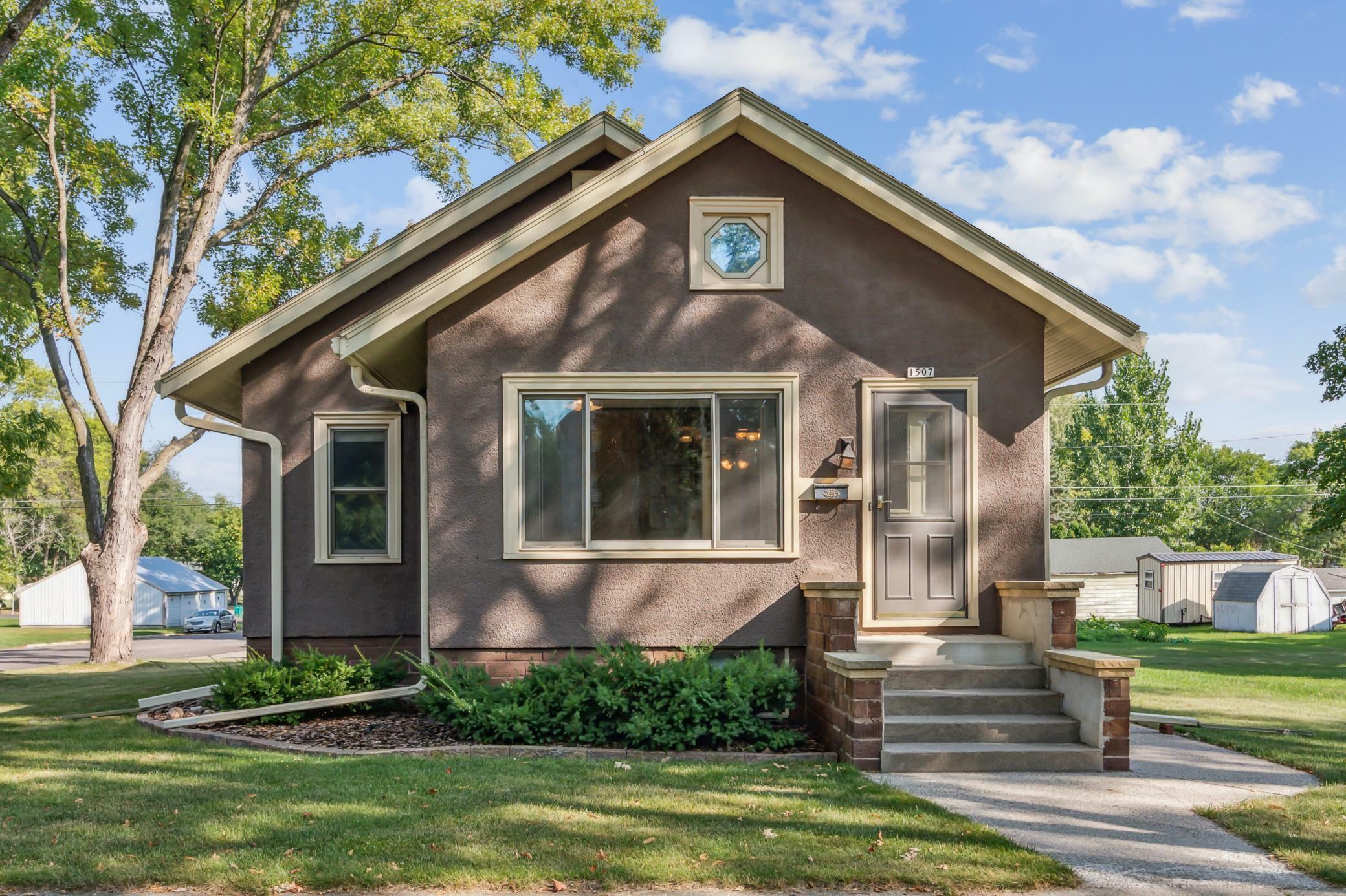 Property Photo: 1507 11th Street E MN 55336