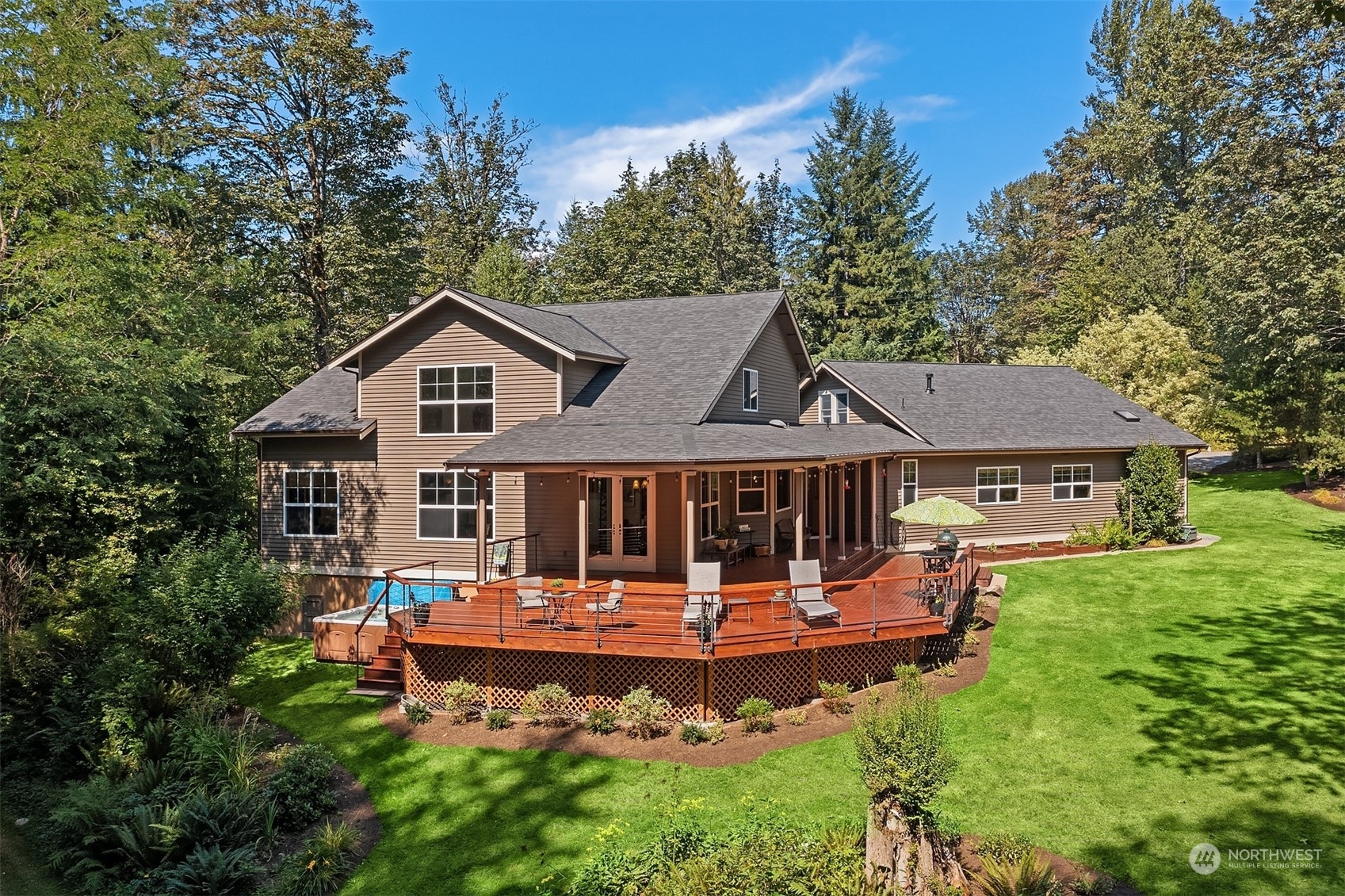 Property Photo:  11733 E Lake Joy Drive NE  WA 98014 