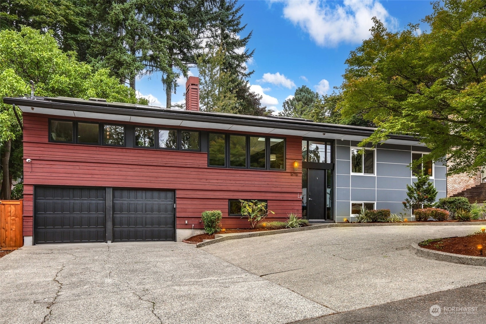 Property Photo:  16716 NE 89th Street  WA 98052 