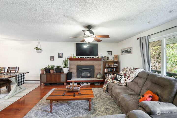 Property Photo:  467 NW 8th Avenue  WA 98277 