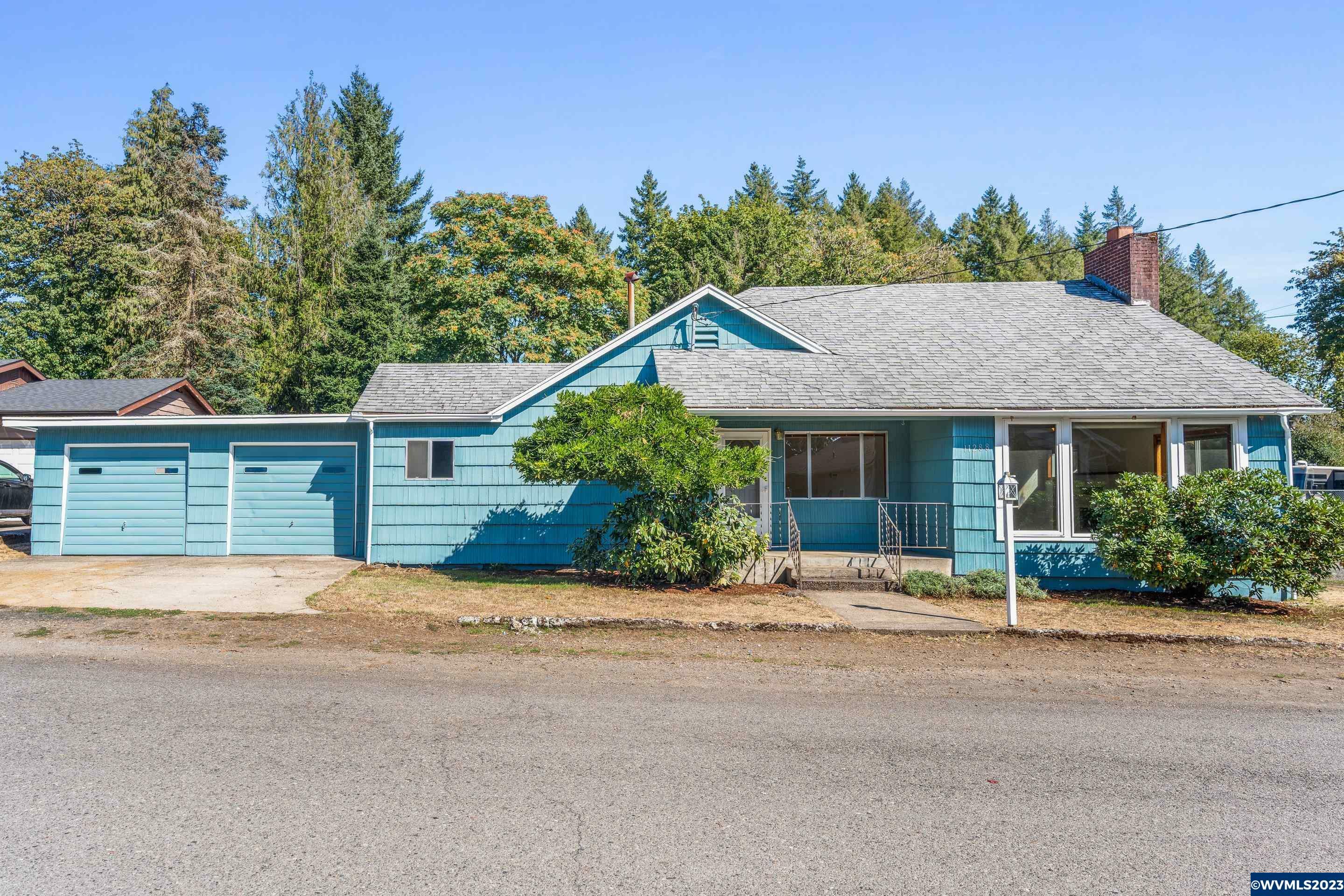 Property Photo: 11288 Grove St SE OR 97384
