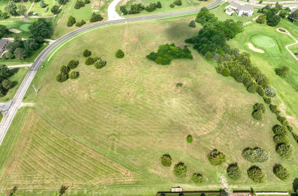 Property Photo: B2 L7 Cedar Point Ct KS 67401