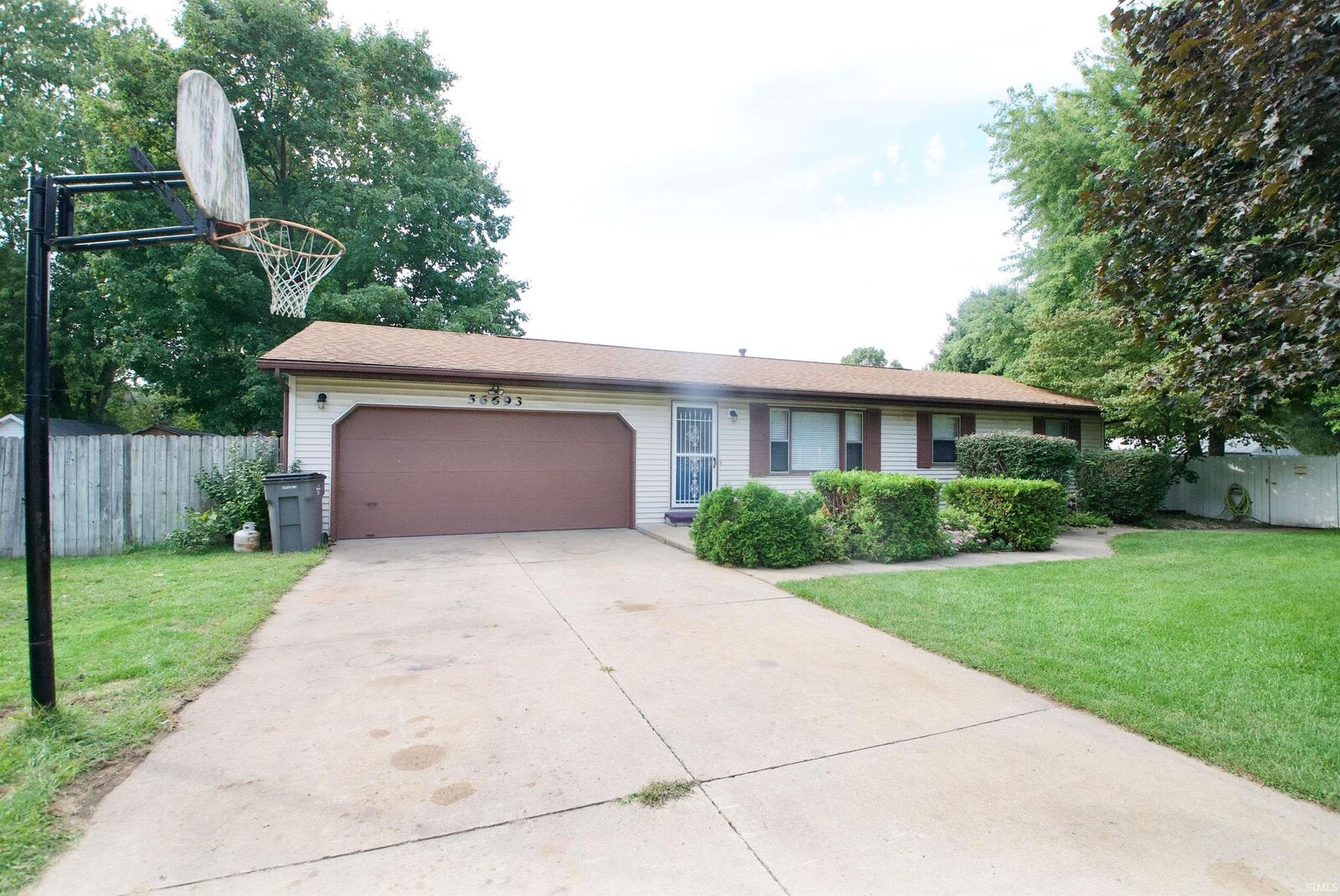 Property Photo:  56693 Upper Parkway  IN 46516