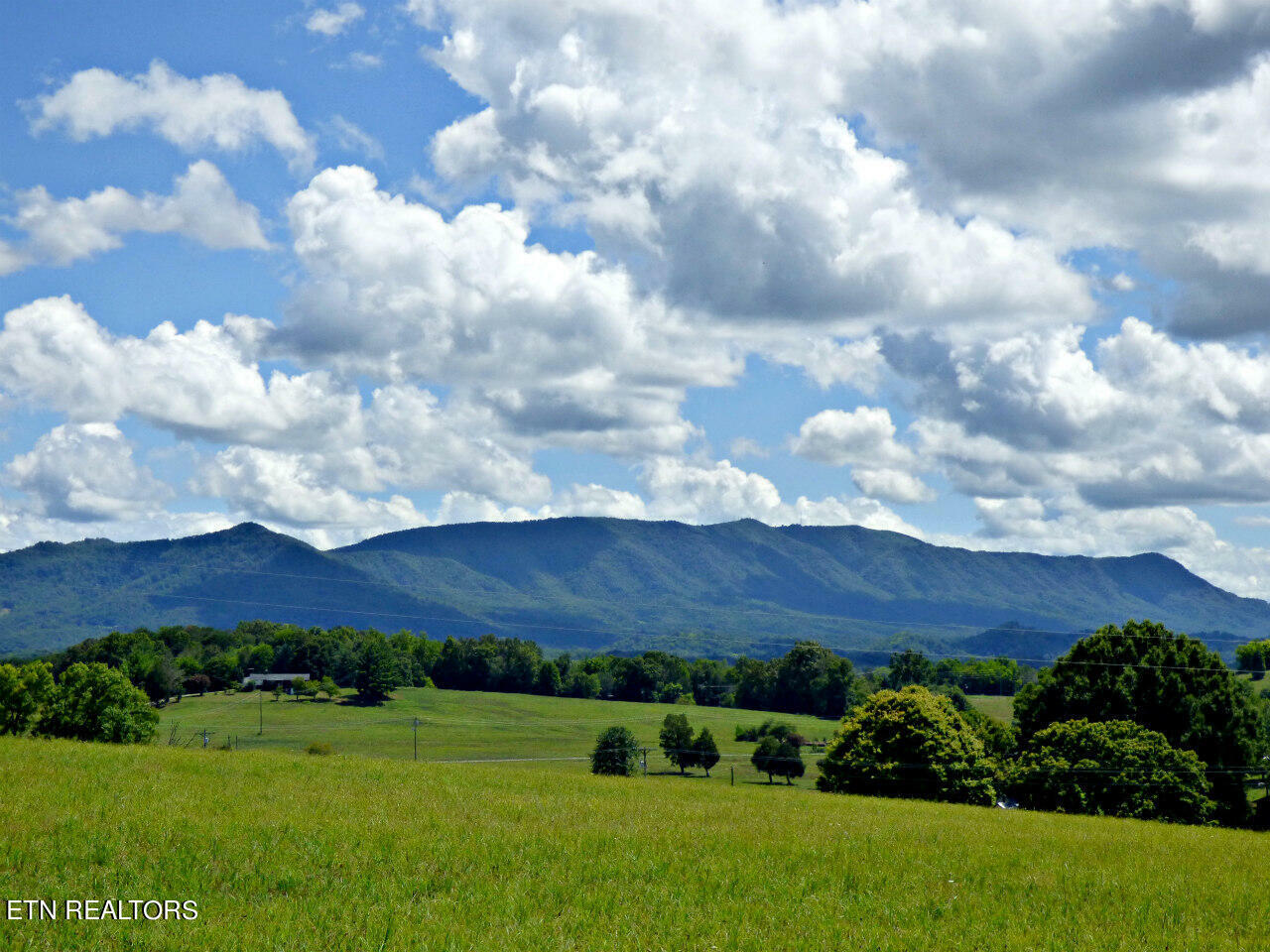 Property Photo: 1182 Swannsylvania Rd TN 37725