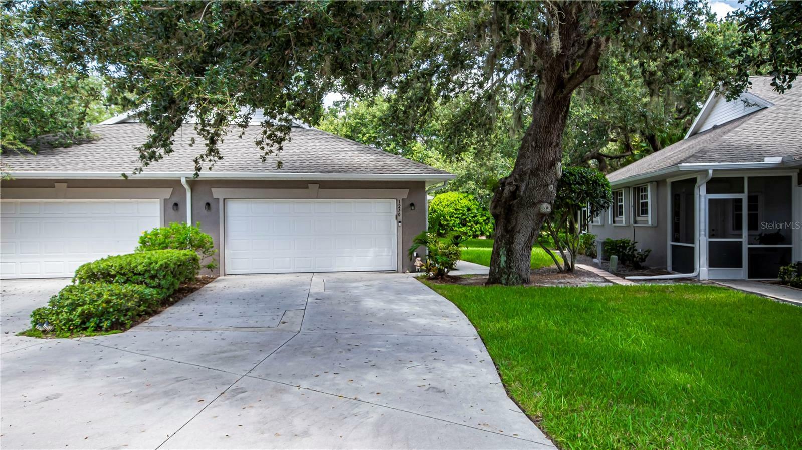 Property Photo:  1270 White Oak Trail  FL 33948 