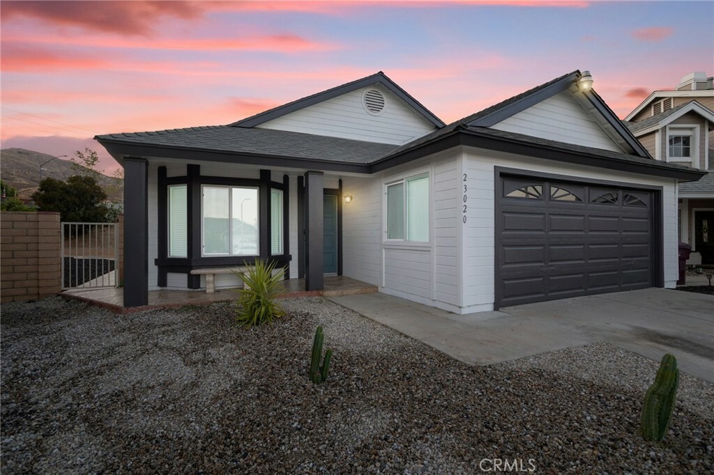 Property Photo: 23020 Mansfield Lane CA 92557