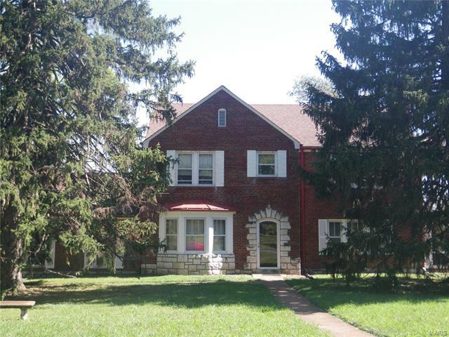 Property Photo: 11 Bellerive Acres MO 63121