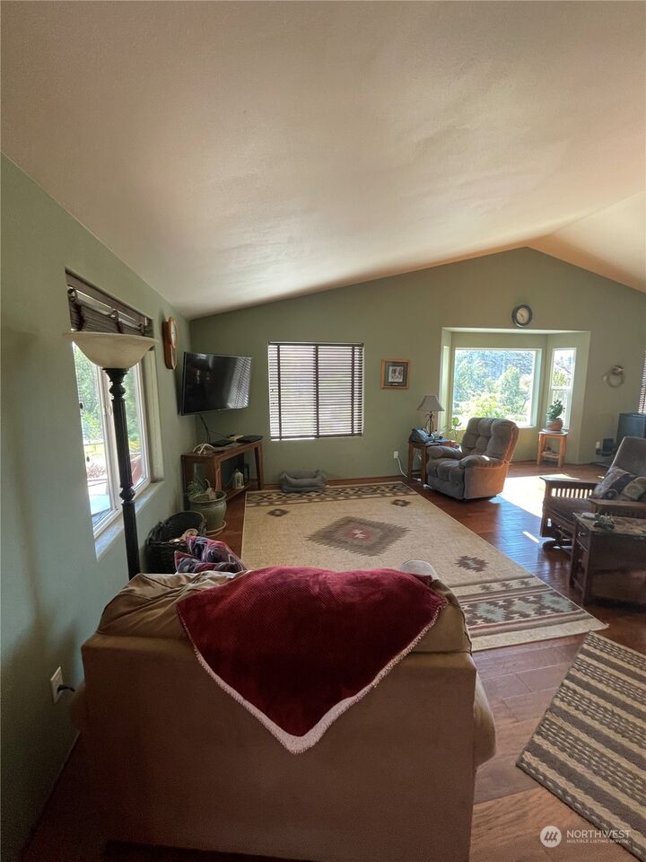 Property Photo: 11 Ira Lane WA 98829