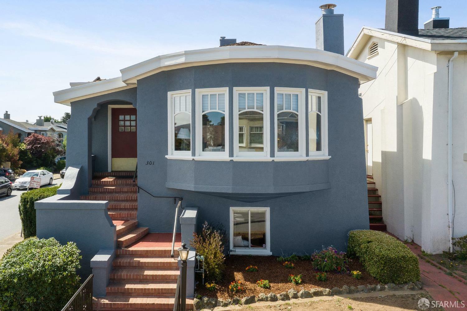 Property Photo: 301 Frida Kahlo Way CA 94112