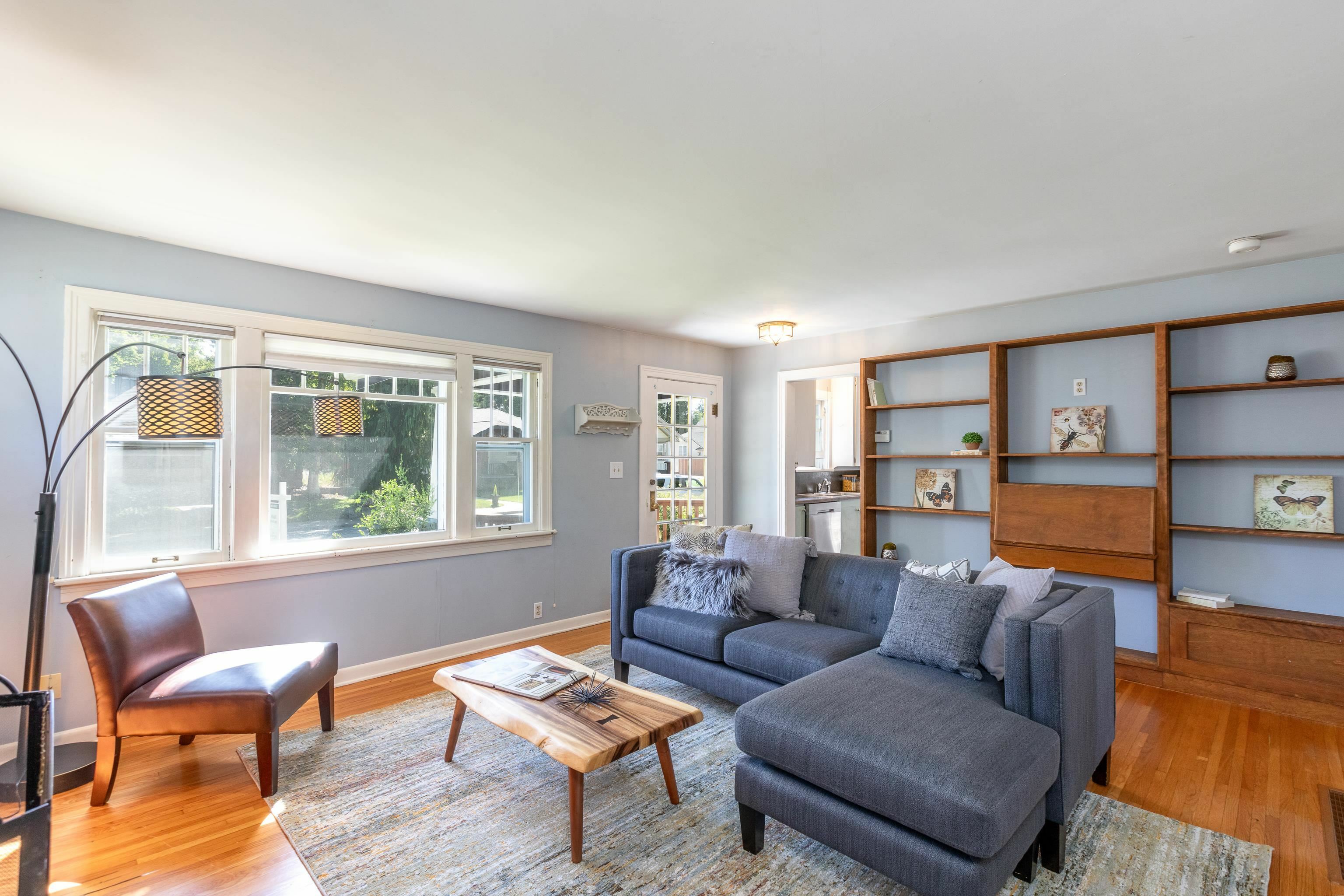 Property Photo: 45 E 31st Ave WA 99203