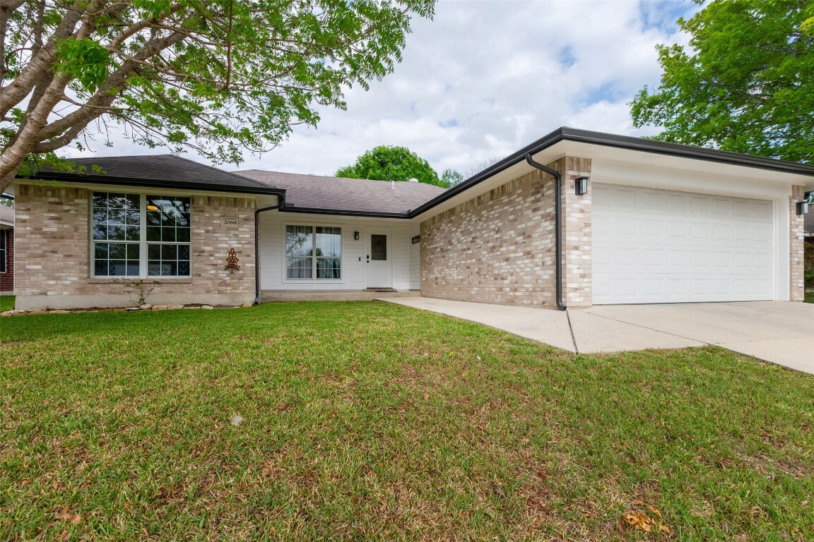 Property Photo: 2069 Bentwood Drive TX 78130