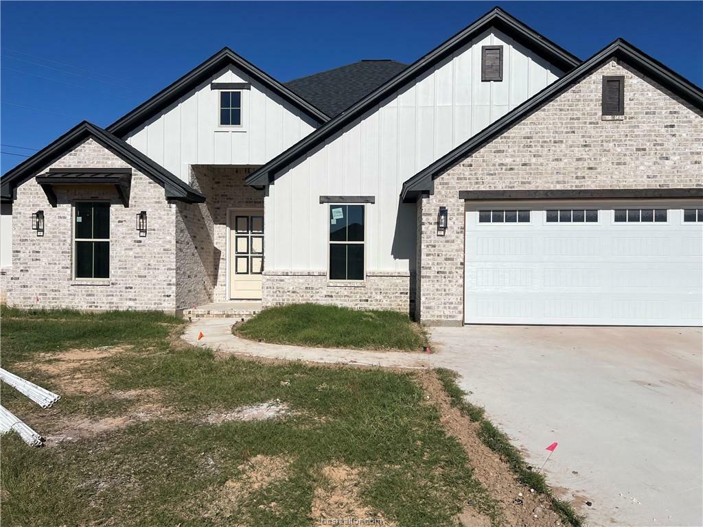 Property Photo:  3901 Brownway Court  TX 77845-2208 
