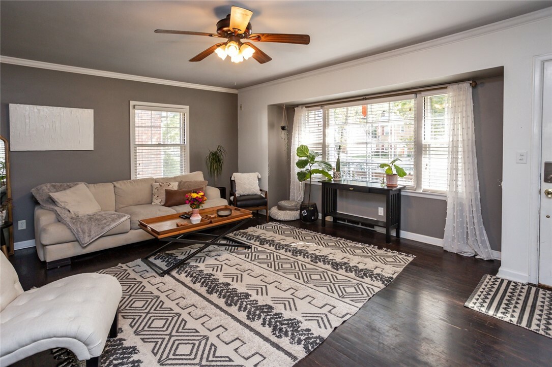 Property Photo: 3933 Clinton Avenue IA 50310