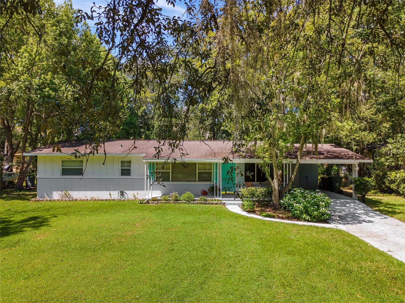 Property Photo:  626 SE 31st Avenue  FL 34471 