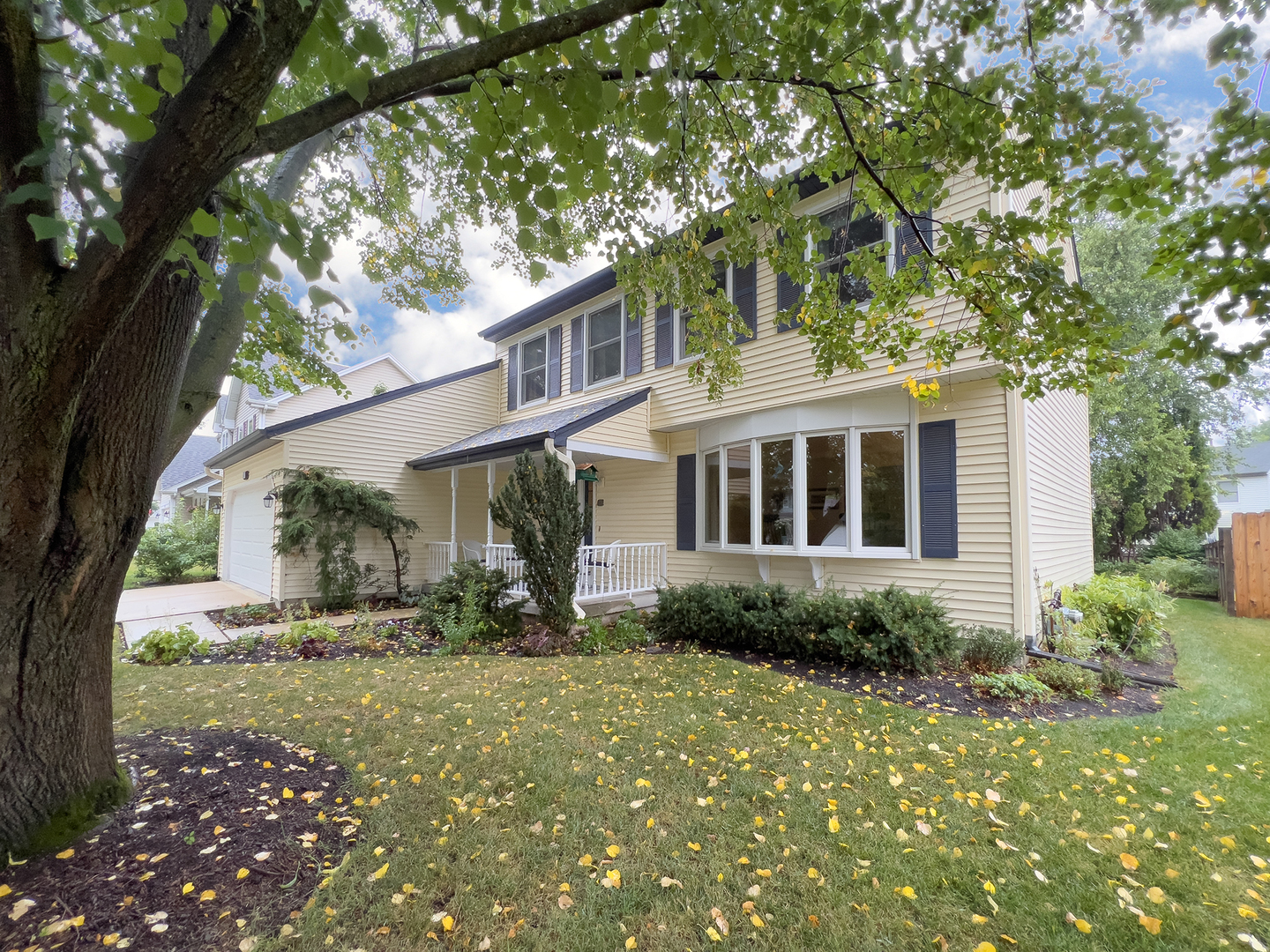 Property Photo:  603 Shenandoah Trail  IL 60123 