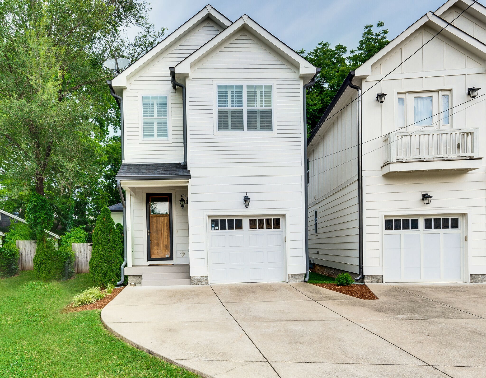 Property Photo: 5910B Carl Pl TN 37209