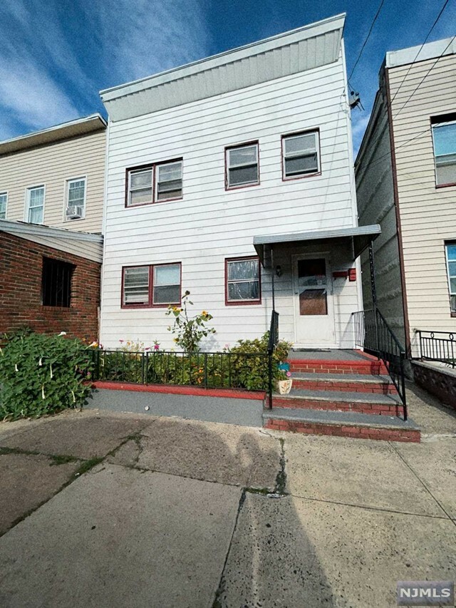 Property Photo:  208 Sanford Avenue  NJ 07032 