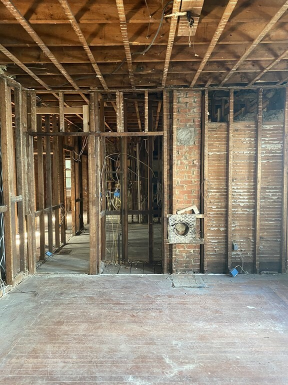 Property Photo: 11 Lockwood St 11 MA 01835
