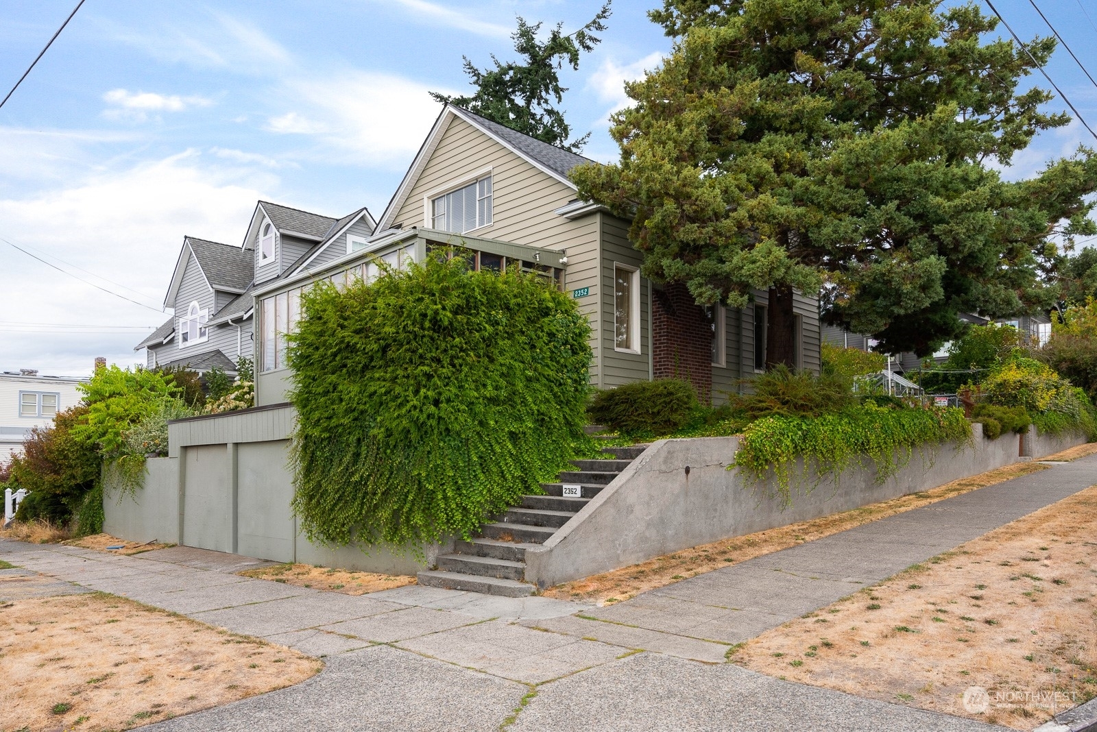 Property Photo:  2352 NW 67th Street  WA 98117 