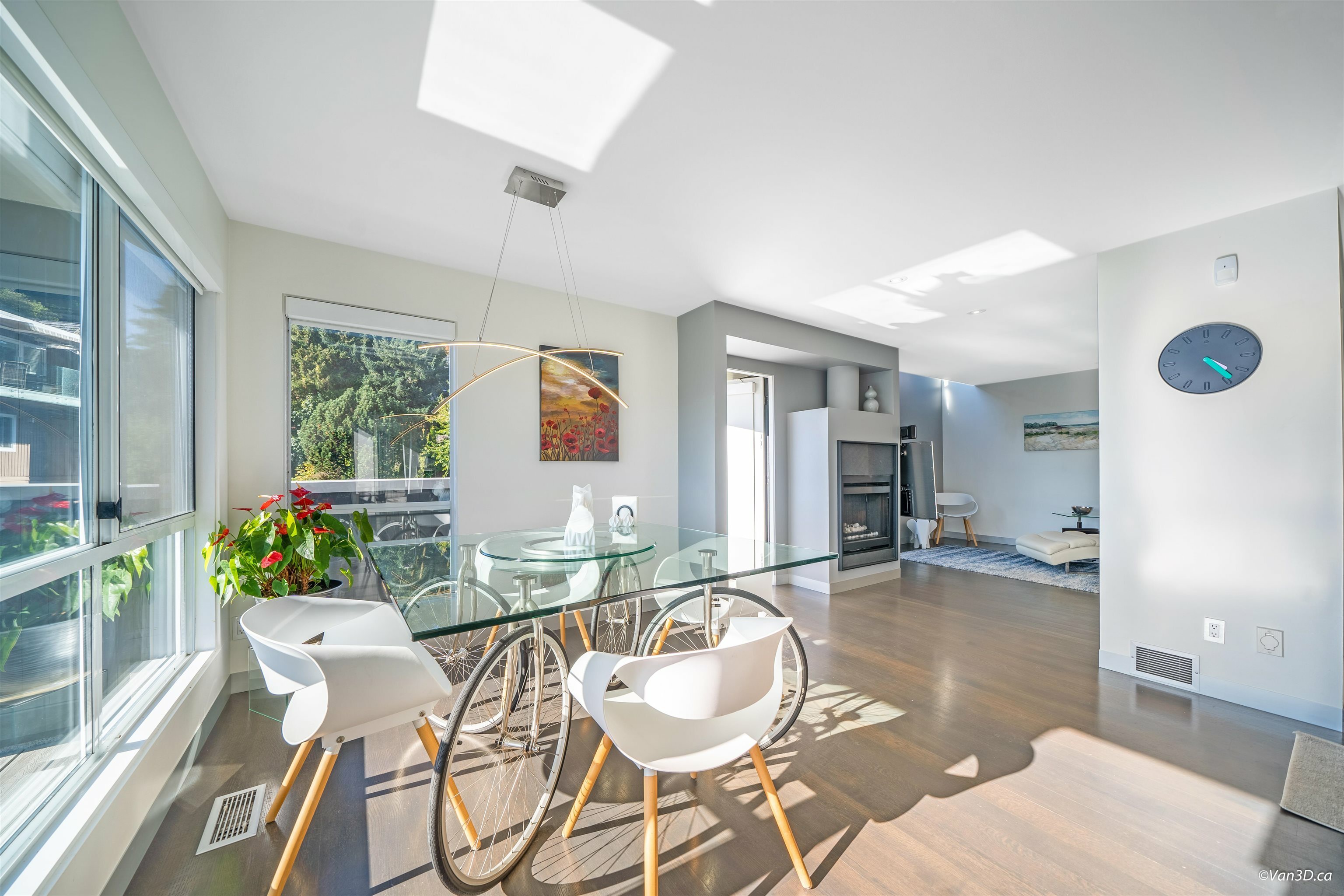 Property Photo: 4345 Rockridge Road BC V7W1A6