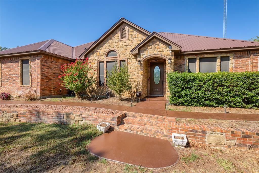 Property Photo:  1045 Sandlin Lane  TX 76082 