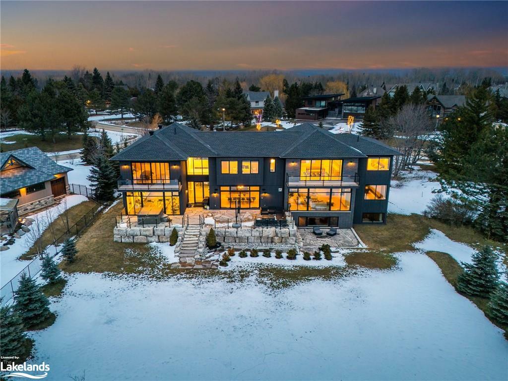 Property Photo: 143 Wyandot Court ON L9Y0S4