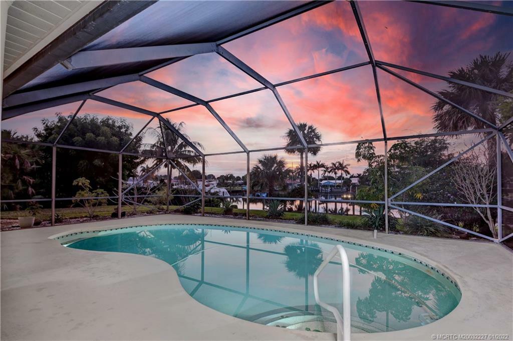 Property Photo:  2480 NW Everglades Boulevard  FL 34994 