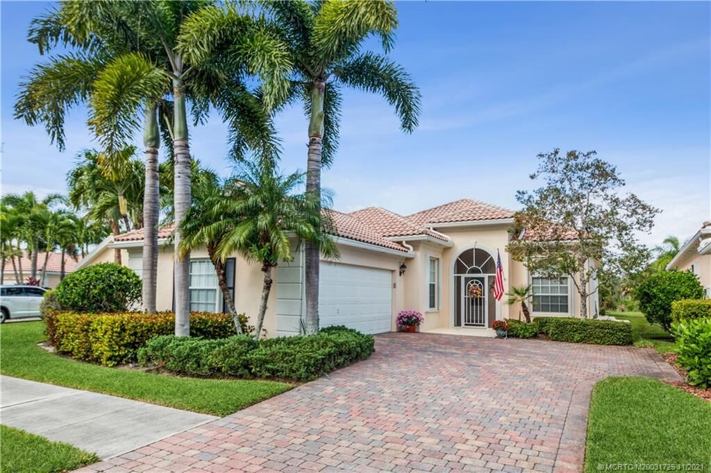 Property Photo: 9212 SE Eldorado Way SE FL 33455