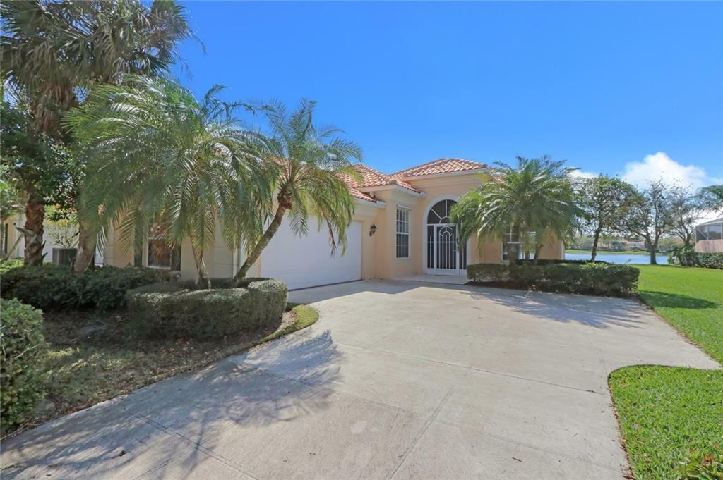 Property Photo:  1250 SW Eagleglen Place  FL 34997 