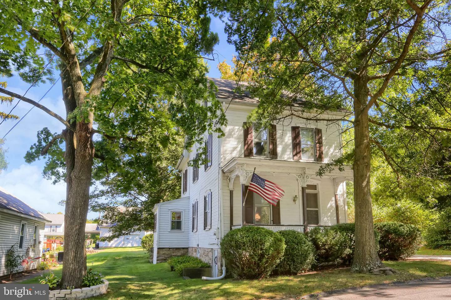 Property Photo:  83 Mayfield Street  PA 17023 