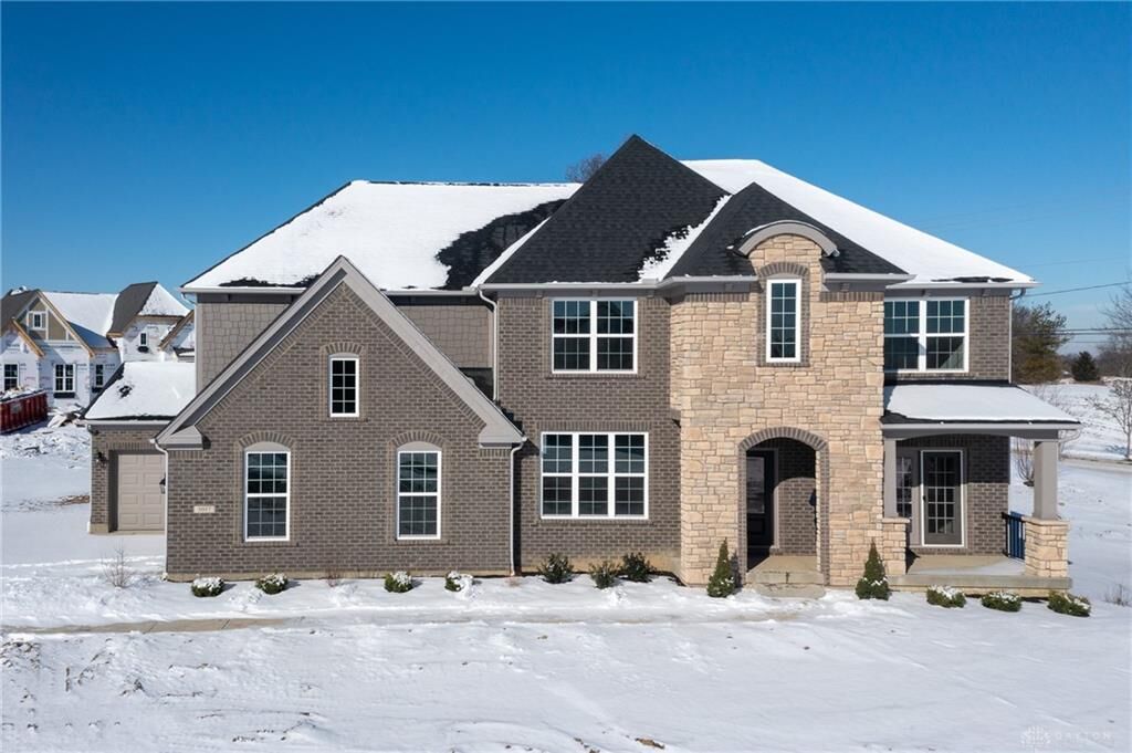 Property Photo:  5017 Ainsley Drive  OH 45040 