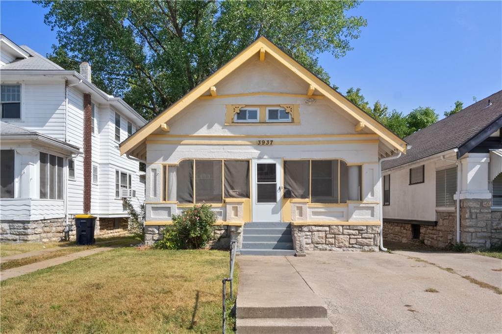 Property Photo:  3937 College Avenue  MO 64130 