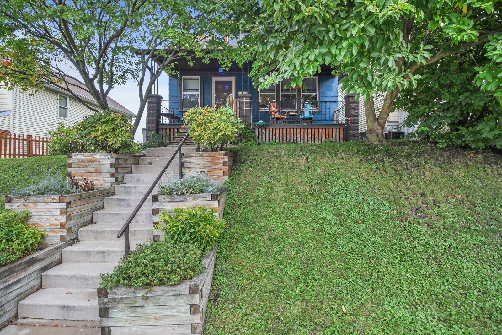 Property Photo:  720 S 39th St  WI 53215 
