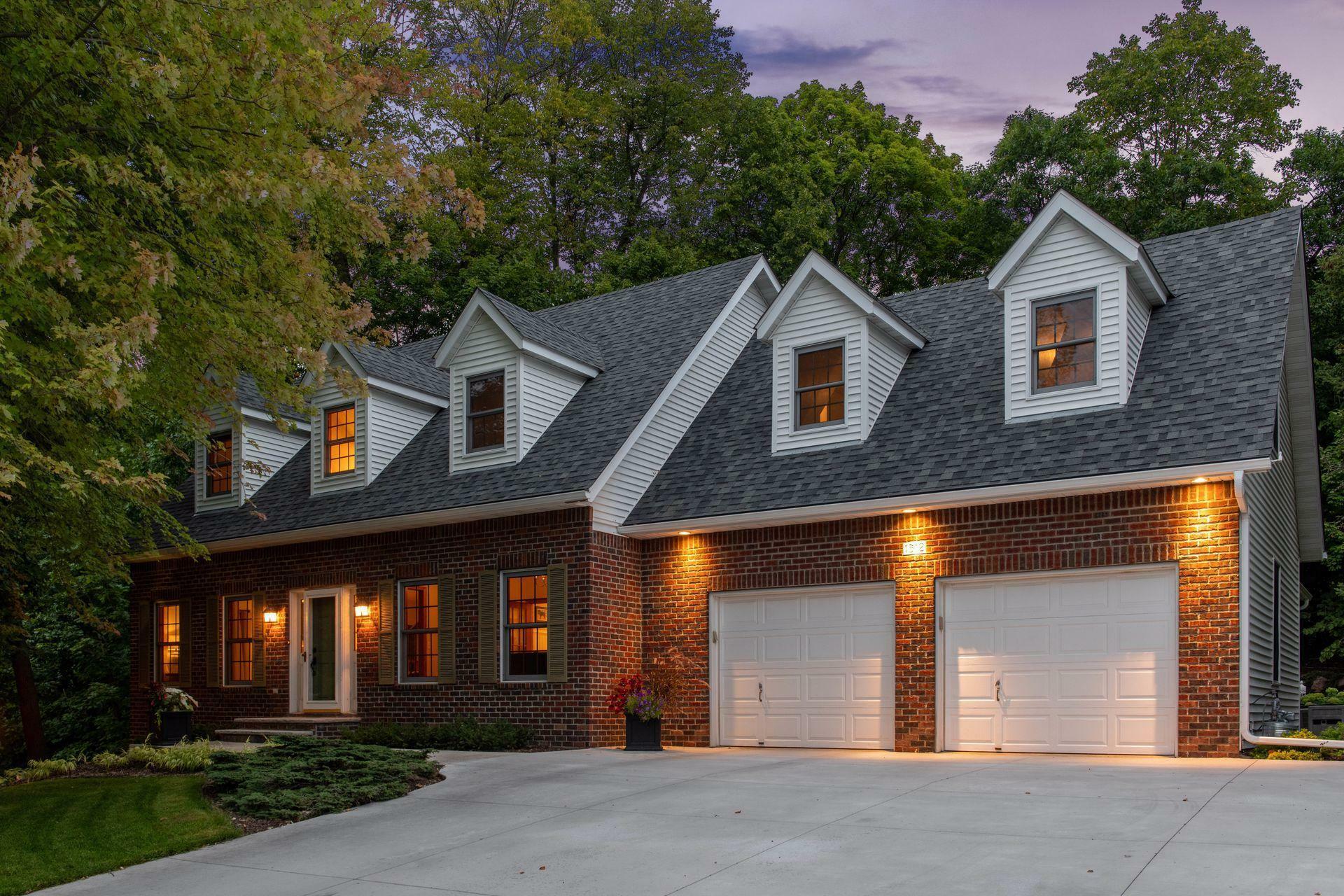 Property Photo: 1512 Knob Hill Lane MN 55331
