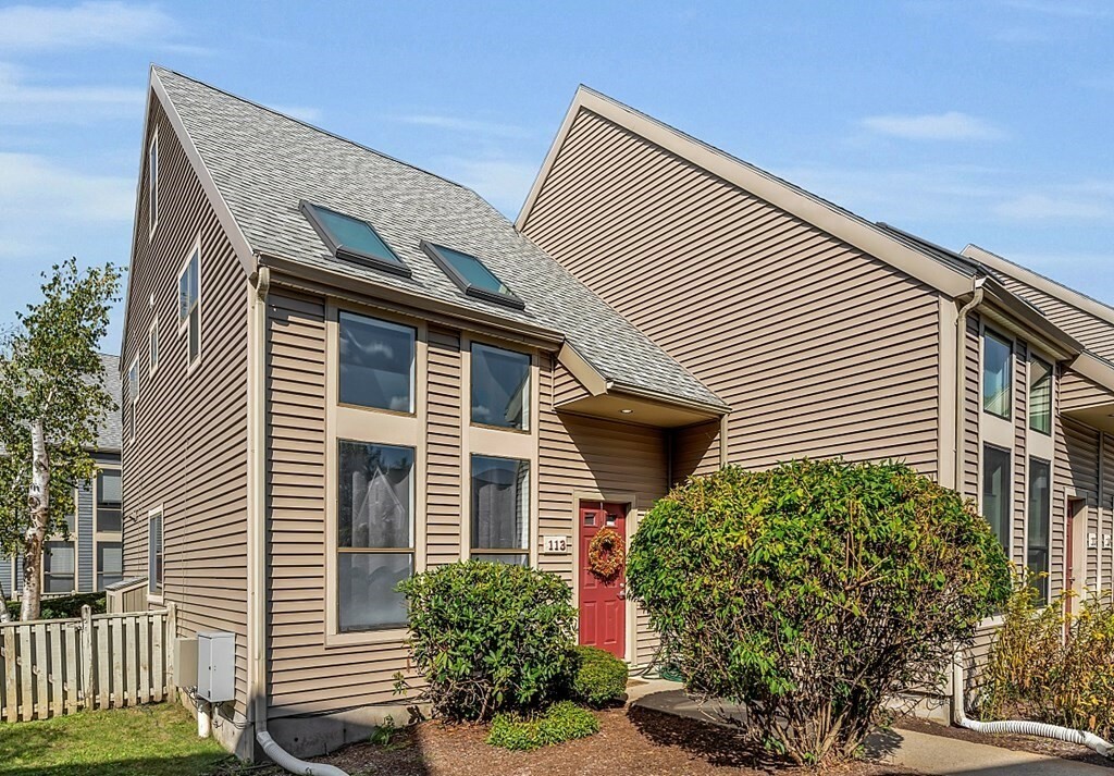 Property Photo:  113 Governor Winthrop Road 113  MA 02145 
